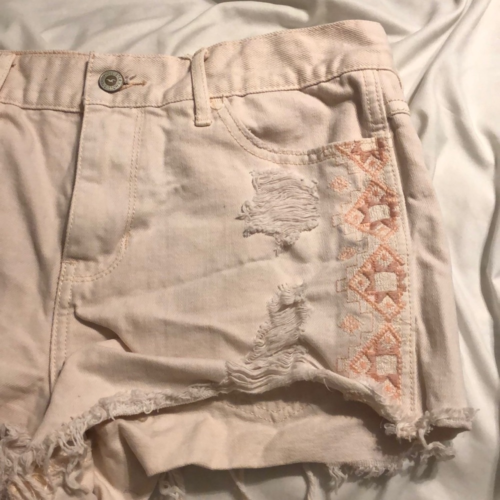 ❤️Light Pink Hollister Jean Shorts Size 9